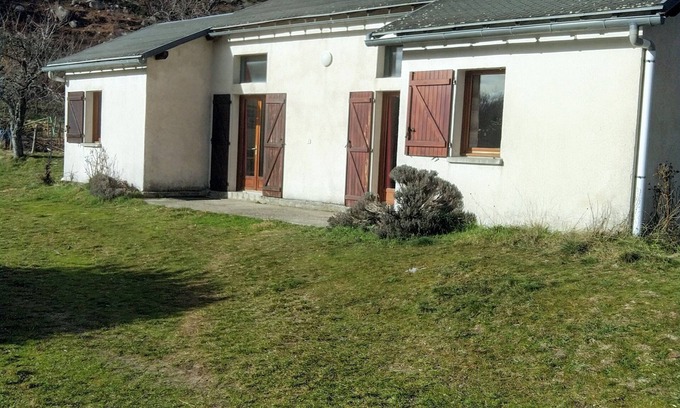 Dourbies House | Rural cottage in the countryside at the foot of hiking trails