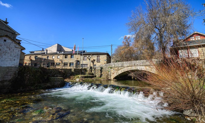 San Justo Cottage | RURAL HOUSE 8 PLAZAS TREFACIO