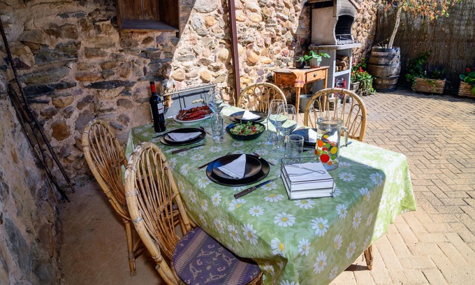 Benllera House | Rural House in the Mountain of León