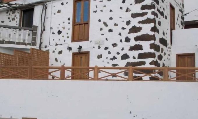 Los Llanillos House | Rural House of 1945 Two Floors Patio And Barbecue