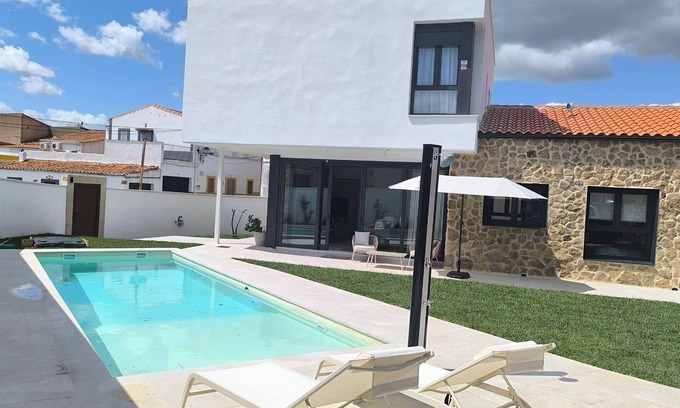 Plasenzuela House | Rural house with swimming pool El Huerto del Olivo, Plasenzuela, Trujillo, Cáceres