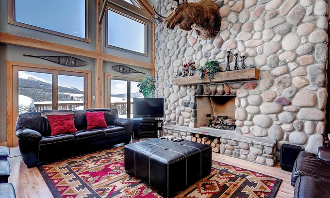 Breckenridge House | Rural Peak 7 Lodge by InvitedHome | Hot Tub, Views, Fireplace, Game Room, Ski