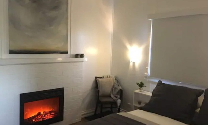 Dunedoo Cabin | Rural property, bright night skies, centrally located to regional attractions