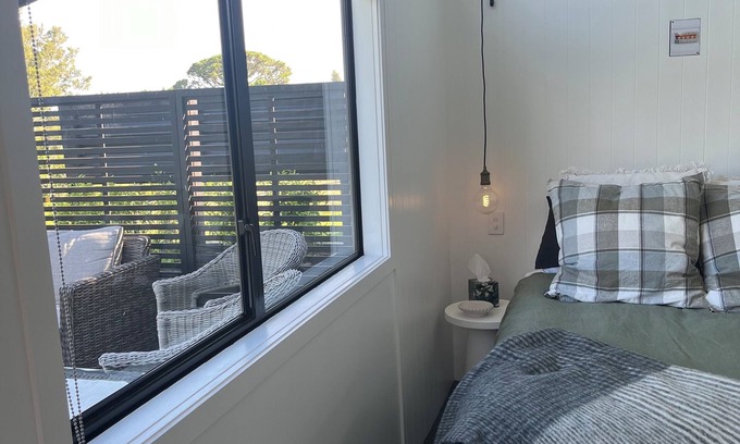 Hurworth Cottage | Rural Tiny home retreat very close to town
