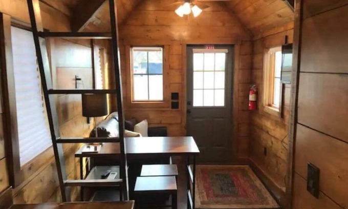 Lindon House | Rustic Cabin Tiny Home at Marina