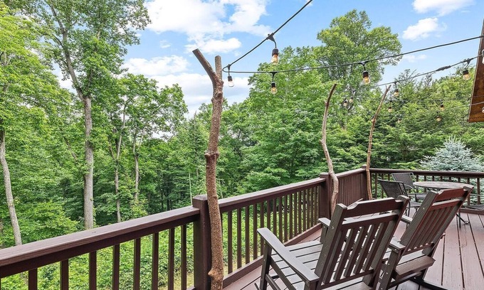 Mountain Springs House | Rustic Mountain Retreat-Spacious, Pet-Friendly