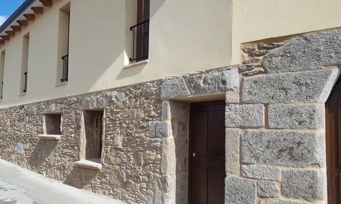 Viana do Bolo Hotel | Rustic pension OR TRANCALLO