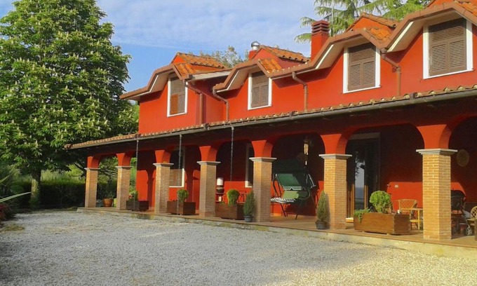 Quartaccio House | Rustic Pool Villa in Roman Countryside