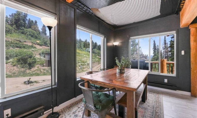 Tollgate Canyon House | Rustic Roots Retreat W/Hot Tub