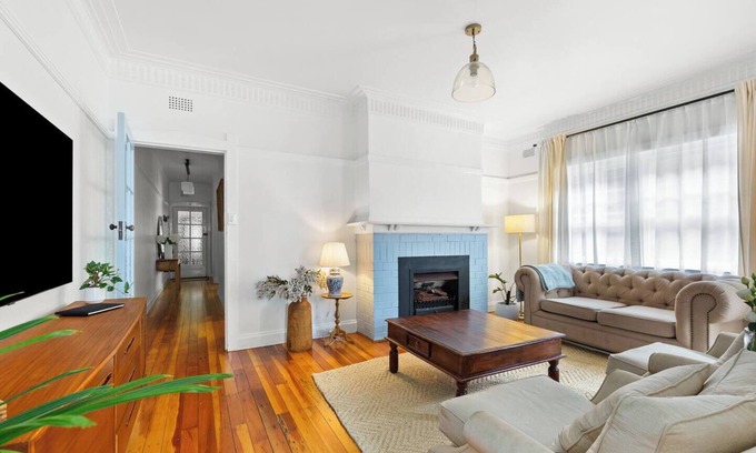 Manly House | Rustica Cove Heritage Escape by Manlys Shores