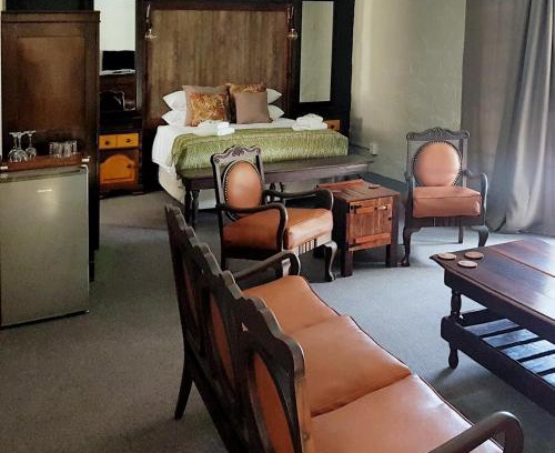 Vredefort Bed & Breakfast | Rustique Paris Guest House
