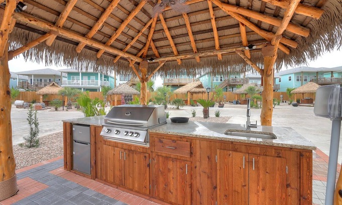 Port Aransas RV Rental | RV Site Only! Pool, In Town, Dog Park, Fishing, Wifi, Laundry Room
