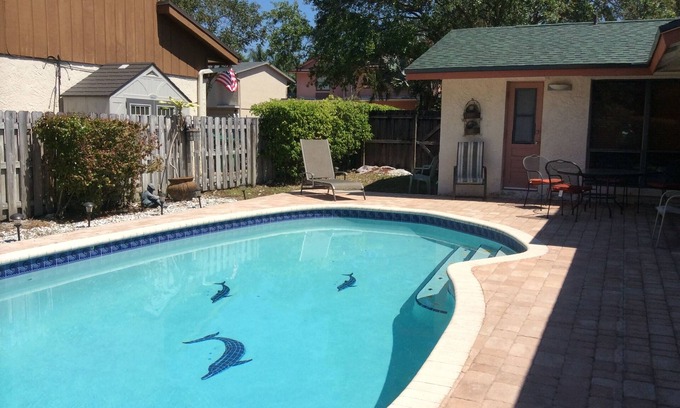 Cooper City House | S.Florida Sunshine Getaway !