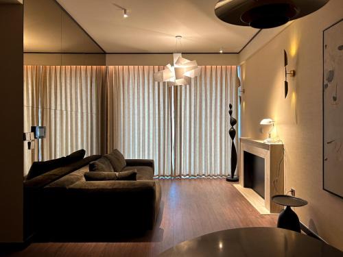 Lang Ha Apartment | S-Hub Vibe in the Heart of Hanoi-Big Balcony for Group-Coffee Shop