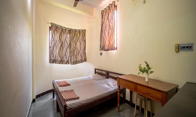 Pondicherry Beach Hotel | Sacar Guest House