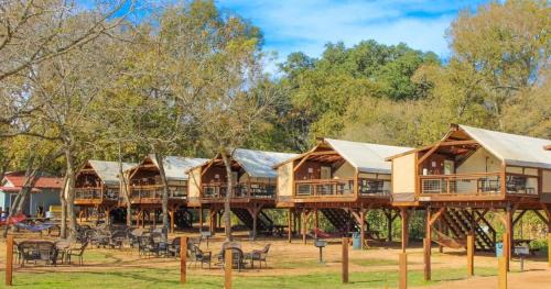 Seguin House | Safari Cabin 1