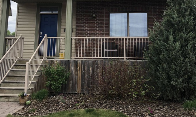 Red Deer Apartment | Safe, Cozy, Pet Friendly Separate Entrance Suite