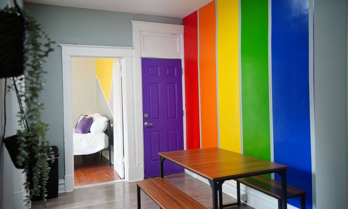 St. Louis Apartment | Safe Neighborhood STL-Rainbow Apt! Next to Forrest Park, with AC—Private Parking