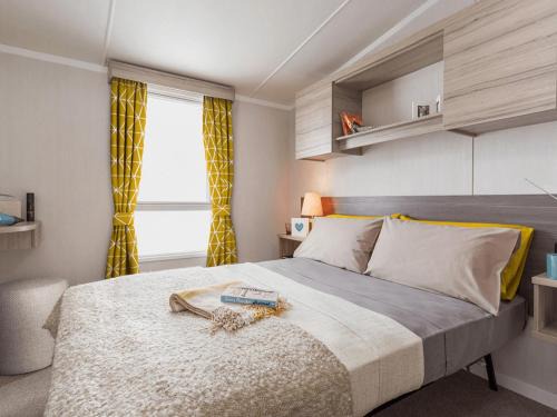Annan House | Sage Caravan 2 Pets Welcome at Queensberry Bay Leisure Park