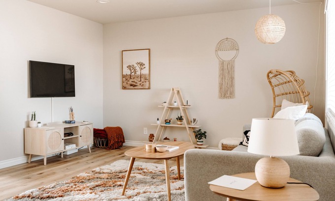 Yucca Valley House | Sage Haven in the Hi-Desert, yoga deck, and 15 min from Joshua Tree