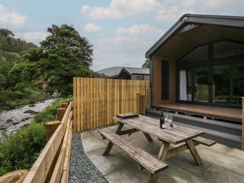 Keswick House | Sail Luxury Family Pod