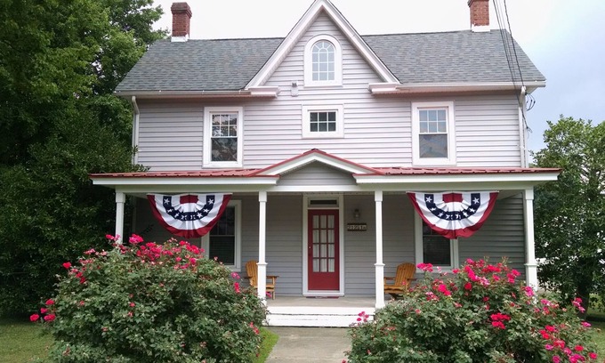 Rock Hall House | Sailors Crossing