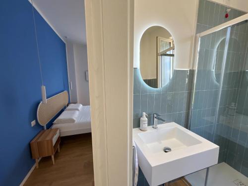 Salerno House | Saint Annamarie