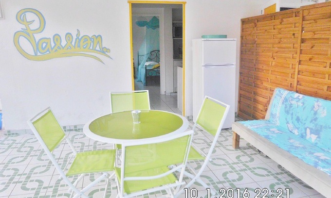 Sainte-Anne Apartment | Saint Anne: Studio - St AnneHouse with garden
