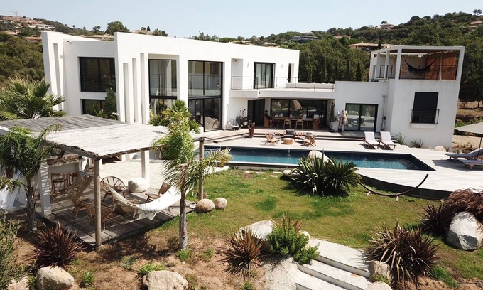 Sainte-Lucie-de-Porto-Vecchio Villa | SAINT-CYPRIEN BAY - WATERFRONT VILLA