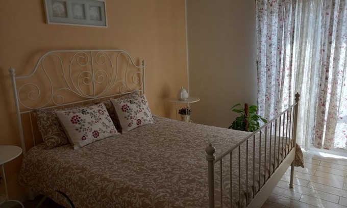 Salerno Bed & Breakfast | Salerno Inn B&B