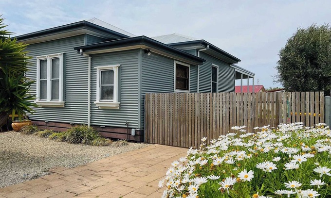 Waterhouse House | Saltwater Bungalow - WiFi