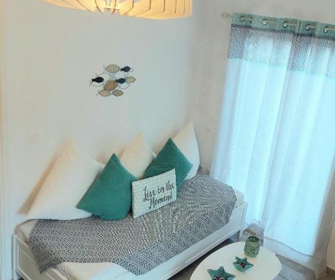 Tolo Apartment | Salty Vibes -Tolo