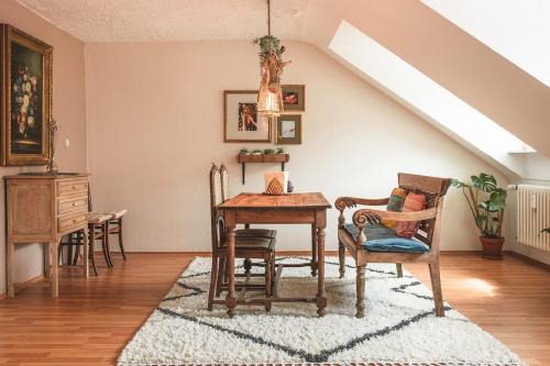 Maximin Apartment | Sam & Karo Boutique Apartment