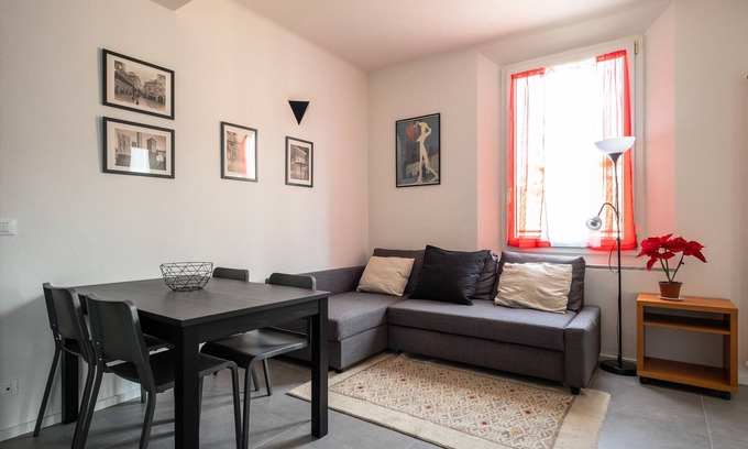 Historic Center Apartment | San Felice Apartment I by Wonderful Italy