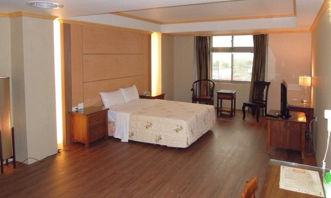 Xiluo Bed & Breakfast | San Ho Business Hotel