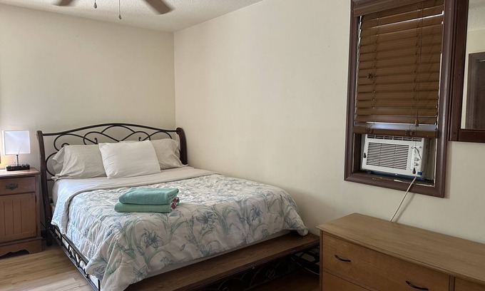 Ocracoke Bed & Breakfast | Sandalwood, on the best beach in America☀️🏝️⛵️⚓️n