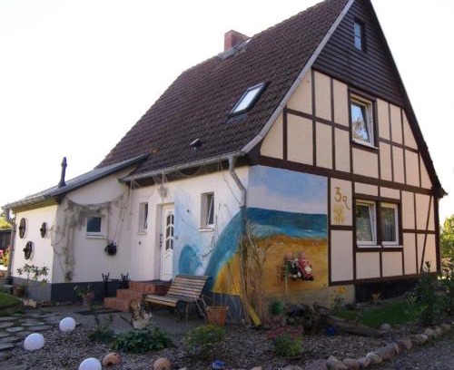 Zempin House | Sandburg