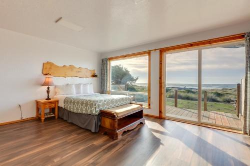 Waldport Apartment | Sanderling Sea Cottages, Unit 14