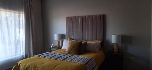 Rooihuiskraal House | Sandgrouse Guesthouse