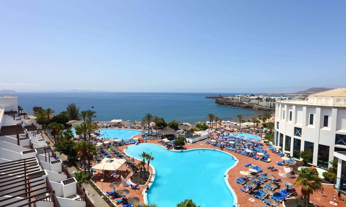 Playa Blanca Resort | Sandos Papagayo Hotel