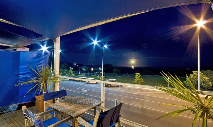 Lorne Hotel | Sandridge Motel