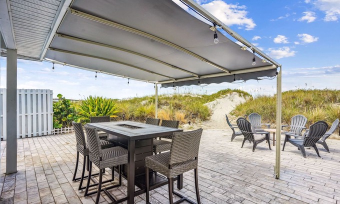 Redington Shores House | Sandy Dunes - Gorgeous Home with the beach as your back yard!