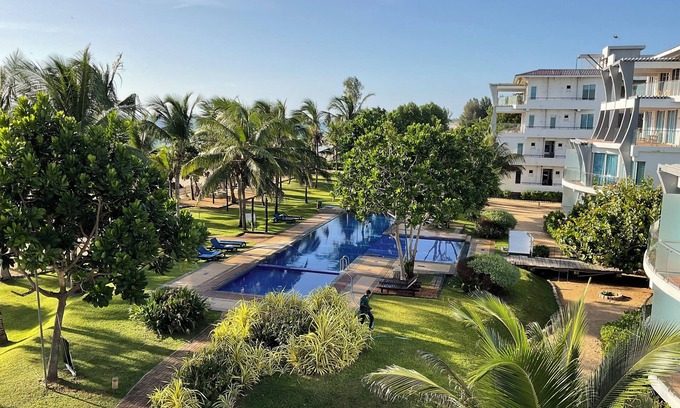 Nilaveli Apartment | SANDY SHORES your idyllic retreat on the pristine BEACHFRONT of 𝙉𝙞𝙡𝙖𝙫𝙚𝙡𝙞