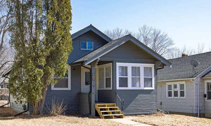 Sioux Falls House | Sanford Stay w/Sunroom | Grill & Minigolf