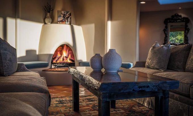 Northeast Santa Fe House | Santa Fe Forest Retreat