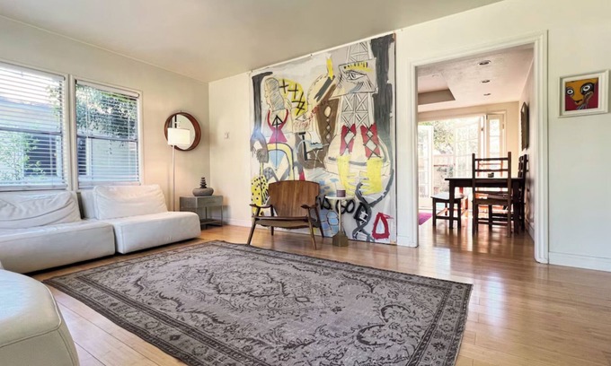 Mar Vista House | Santa Monica 3 bedroom house with sunny outdoor deck