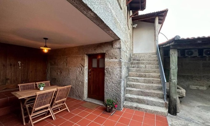 Penafiel House | São Jorge Country House –Local accommodation with comfort and nature in Penafiel