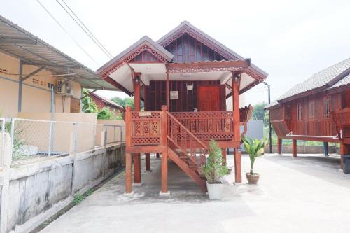 Bung Khong Long Apartment | Sappermpool Guest House เรือนคำขวัญ
