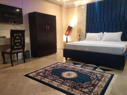 G-6 Sector House | Sapphire Lodge F-7