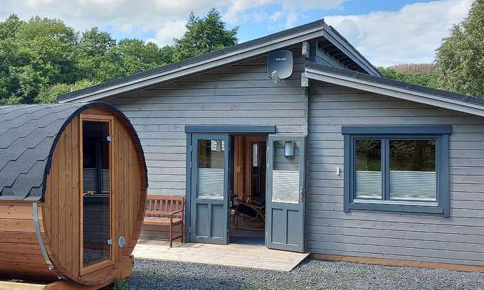 Enspel House | Sarahlita wooden house in Enspel